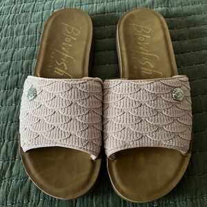 Blowfish Malibu Slides – Size 8 – Soft Pink Boho Vibes